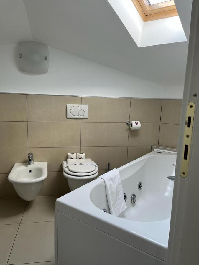 Rive Dora Ivrea Apartment Ngoại thất bức ảnh